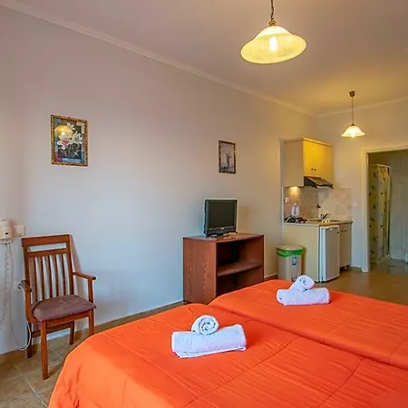 Hotel Agoulos