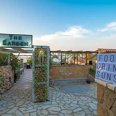 Agoulos Hotel